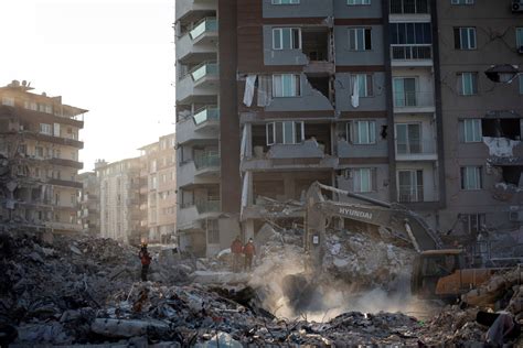 EU Parliament debate seeks 'solutions' to recent tragic quakes in Türkiye and Syria